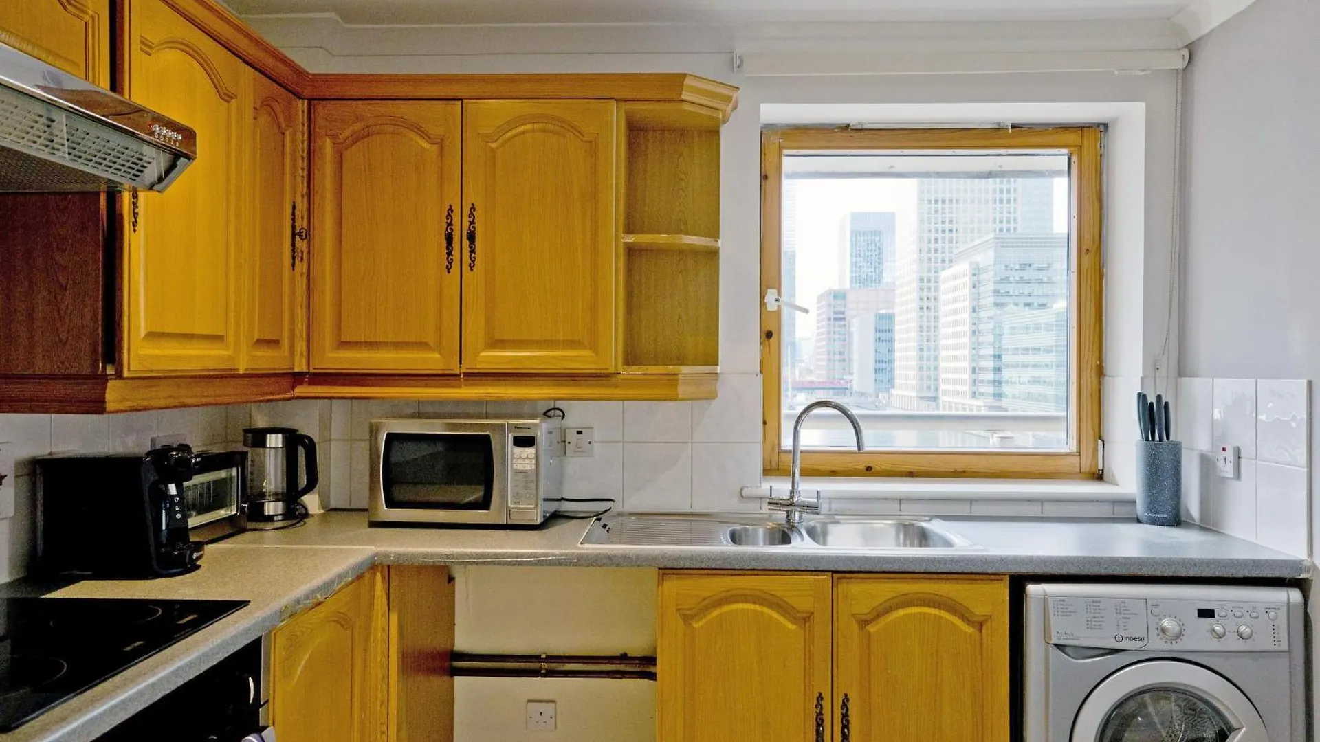 Imperial Meridian Place Apartment London Storbritannien