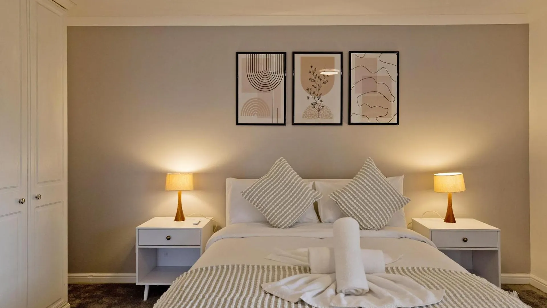 Imperial Meridian Place Apartment London 0*,