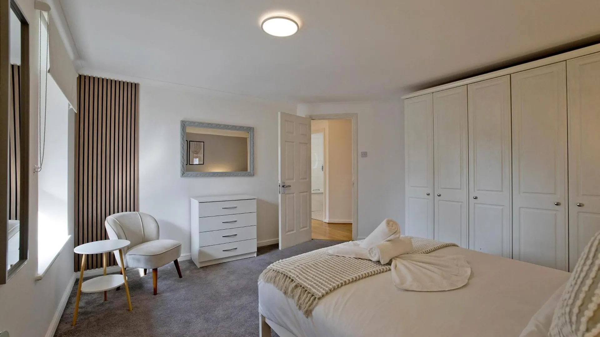 Imperial Meridian Place Apartment London 0*,