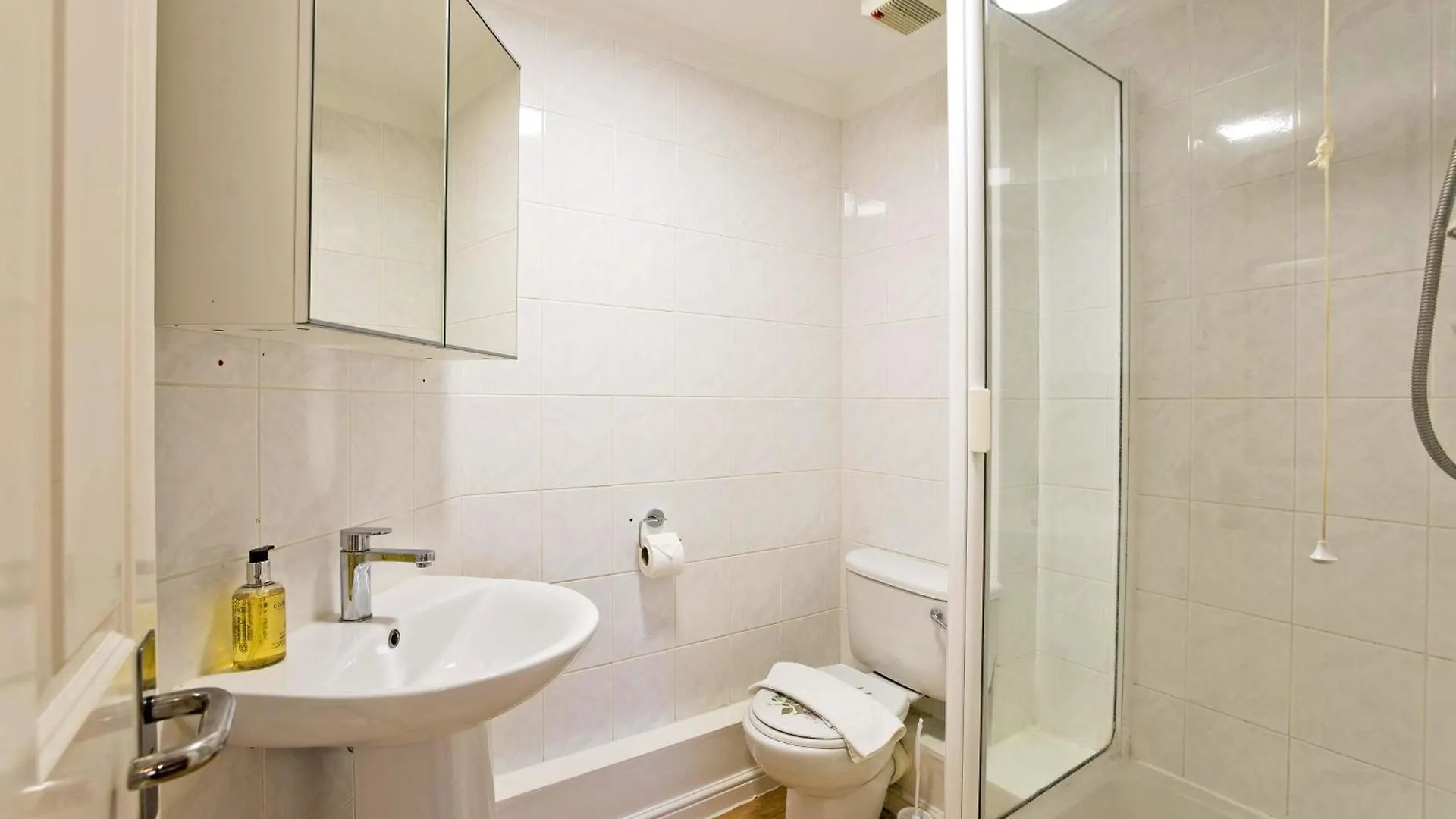 Imperial Meridian Place Apartment London 0*,  United Kingdom